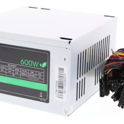 Fuente de Poder Xtech 600W 2Sata ATX 20+4 pin